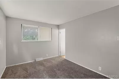2365 Hallwood Drive, Saint Louis, MO 63136 - Photo 13