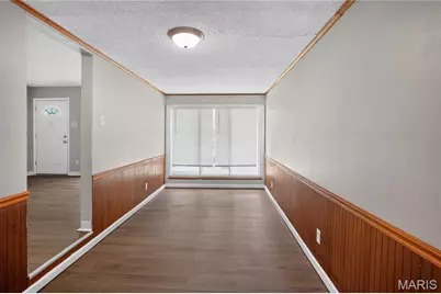 10616 Dunkeld Circle, Bel-Ridge, MO 63137 - Photo 5