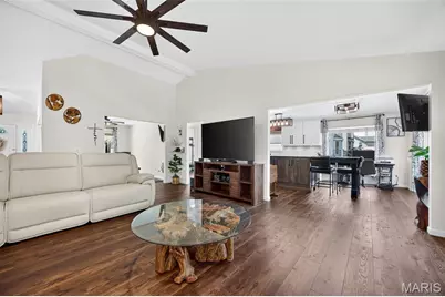 1473 Shelby Point Drive, O'Fallon, MO 63366 - Photo 9
