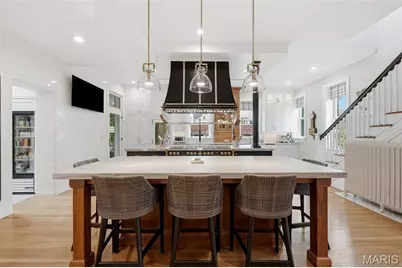 2 Hortense Place, Saint Louis, MO 63108 - Photo 17