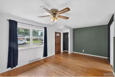 795 Babler Drive, Florissant, MO 63031 - Photo 5
