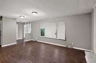 2245 N Elizabeth Ave, Florissant, MO 63031 - Photo 5