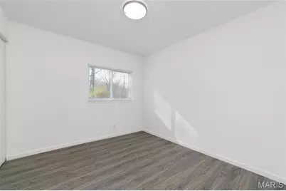 10093 Viscount Drive, Saint Louis, MO 63136 - Photo 17