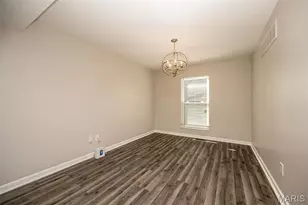 1440 Glenlea Dr, Maryland Heights, MO 63043 - Photo 11