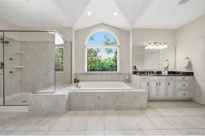 121 Ballas Court, Town and Country, MO 63131 - Photo 33