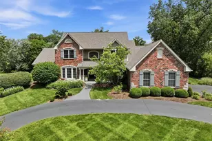 121 Ballas Ct, Town and Country, MO 63131 - Photo 7