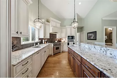 121 Ballas Court, Town and Country, MO 63131 - Photo 25