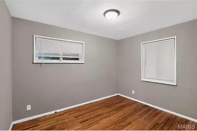 7744 Ellington Drive, Saint Louis, MO 63121 - Photo 13