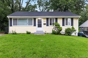 7744 Ellington Dr, Saint Louis, MO 63121 - Photo 1