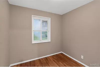 7744 Ellington Drive, Saint Louis, MO 63121 - Photo 15