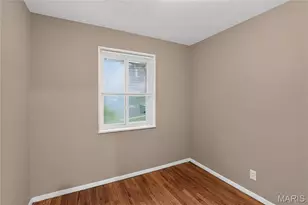 7744 Ellington Dr, Saint Louis, MO 63121 - Photo 15