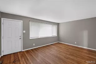 7744 Ellington Dr, Saint Louis, MO 63121 - Photo 5