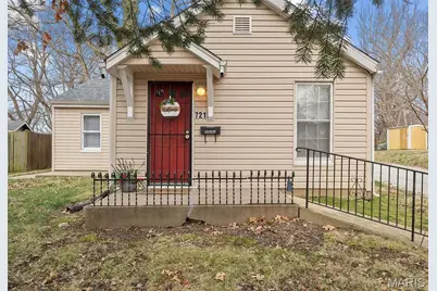 721 N Elizabeth Avenue, Ferguson, MO 63135 - Photo 1
