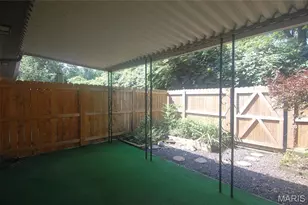 10174 Sakura Dr, Saint Louis, MO 63128 - Photo 5