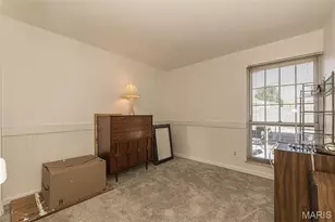 4327 Chateau De Ville Dr, Saint Louis, MO 63129 - Photo 19