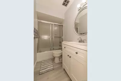 4327 Chateau De Ville Drive, Saint Louis, MO 63129 - Photo 17