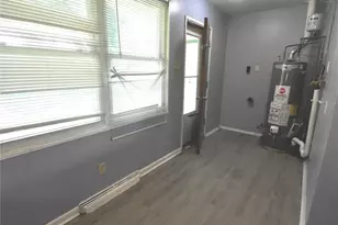 9736 Lanier Dr, Saint Louis, MO 63136 - Photo 15