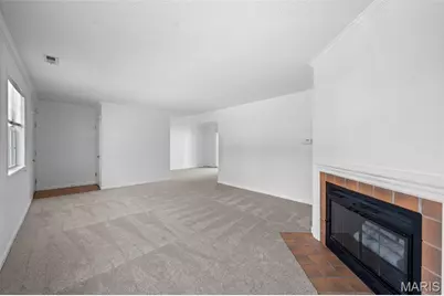 8932 Cardinal Terrace, Saint Louis, MO 63144 - Photo 5