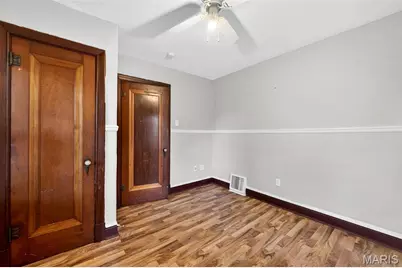 9259 E Breckenridge Road, Breckenridge Hills, MO 63114 - Photo 9