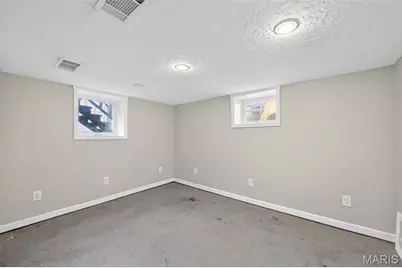 9259 E Breckenridge Road, Breckenridge Hills, MO 63114 - Photo 17