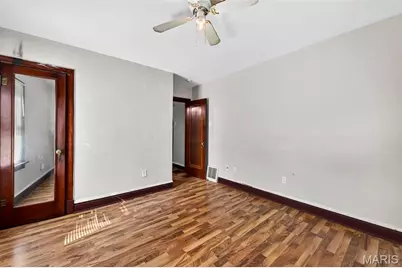 9259 E Breckenridge Road, Breckenridge Hills, MO 63114 - Photo 11
