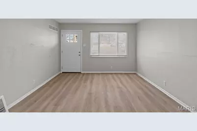 10602 Moidart Circle, Saint Louis, MO 63137 - Photo 5