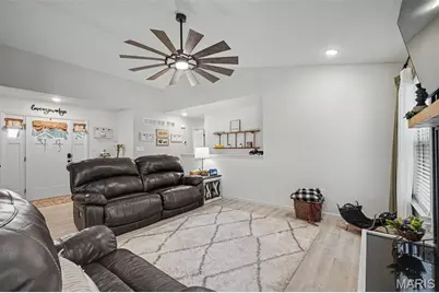 343 Birchwood Drive, Moscow Mills, MO 63362 - Photo 7