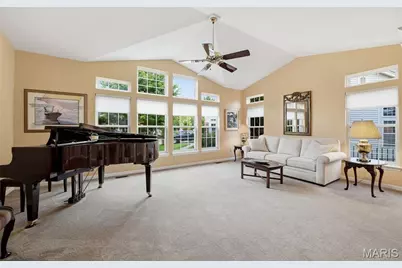 835 Stone Meadow Drive, Chesterfield, MO 63005 - Photo 5