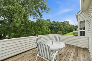 835 Stone Meadow Dr, Chesterfield, MO 63005 - Photo 17