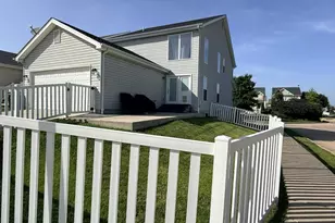 1401 Colonial Dr, Cottleville, MO 63304 - Photo 3