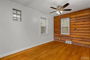 375 Adrian Dr, Saint Louis, MO 63137 - Photo 7