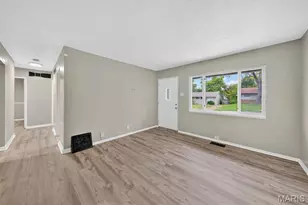 138 Grampian Rd, Riverview, MO 63137 - Photo 5