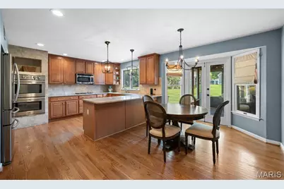 346 Stablestone Drive, Chesterfield, MO 63017 - Photo 9