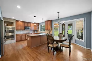 346 Stablestone Dr, Chesterfield, MO 63017 - Photo 9