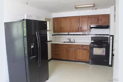 1501 Akron Drive, Saint Louis, MO 63137 - Photo 3