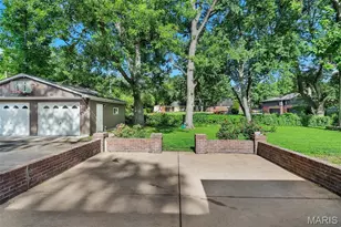 416 Tanglewood Dr, Ladue, MO 63124 - Photo 27