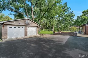 416 Tanglewood Dr, Ladue, MO 63124 - Photo 25