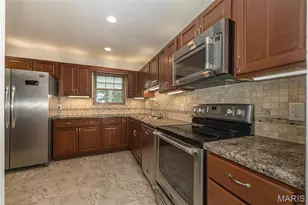 11716 Minot Dr, Bridgeton, MO 63044 - Photo 11