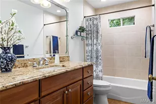 34 Somerset Downs Dr, Ladue, MO 63124 - Photo 57