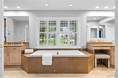 34 Somerset Downs Drive, Ladue, MO 63124 - Photo 51
