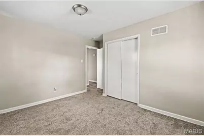 30 Saint Edward Lane, Florissant, MO 63033 - Photo 13