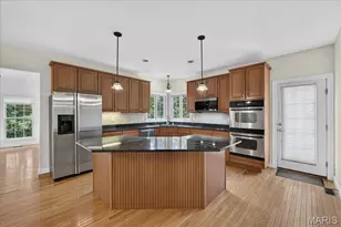 17531 Garden Ridge Cir, Wildwood, MO 63038 - Photo 15