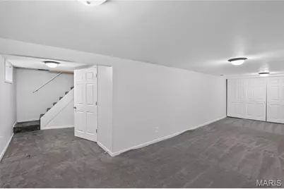 1053 Gabriel Drive, Saint Louis, MO 63137 - Photo 17