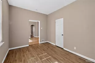 6847 Corbitt Ave, University City, MO 63130 - Photo 15