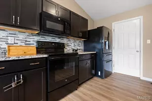 405 Jockeys Run, Wentzville, MO 63385 - Photo 7