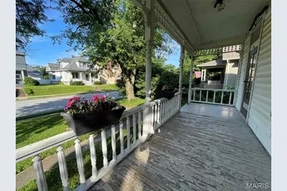 714 Monroe Street, Saint Charles, MO 63301 - Photo 11