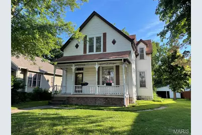 714 Monroe Street, Saint Charles, MO 63301 - Photo 1