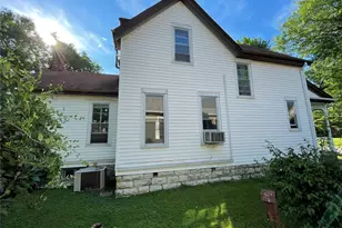 714 Monroe St, Saint Charles, MO 63301 - Photo 7