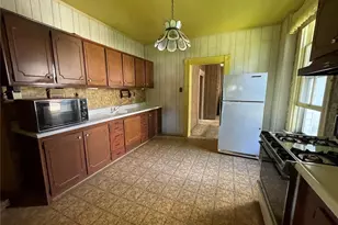 714 Monroe St, Saint Charles, MO 63301 - Photo 19