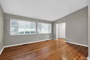 3625 Hambletonian Dr, Florissant, MO 63033 - Photo 9